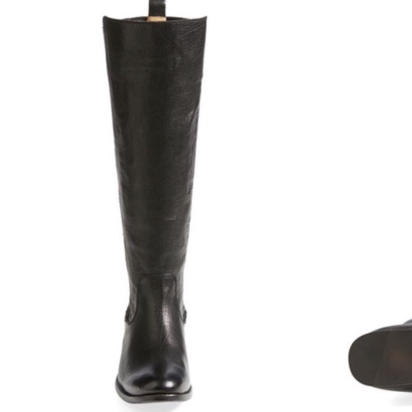 Boots - Picture 4 of 6